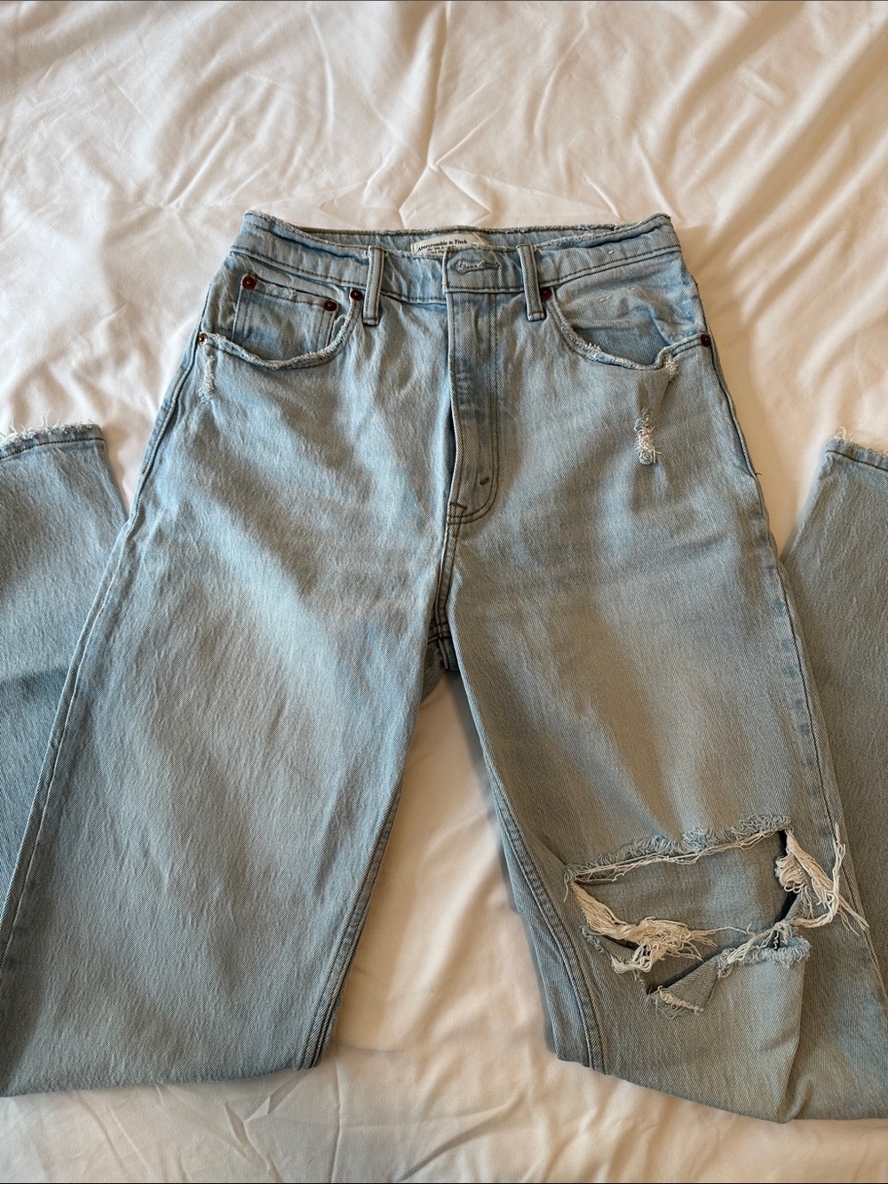 Abercrombie & Fitch Light Blue Ultra High Rise '90s Straight Jeans